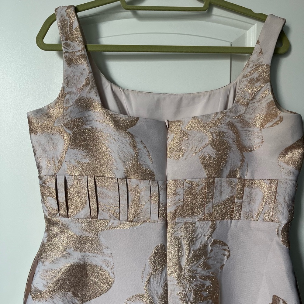 KAY UNGER  FLORAL JACQUARD MIDI CHAMPAGNE DRESS 14 - Picture 8 of 11